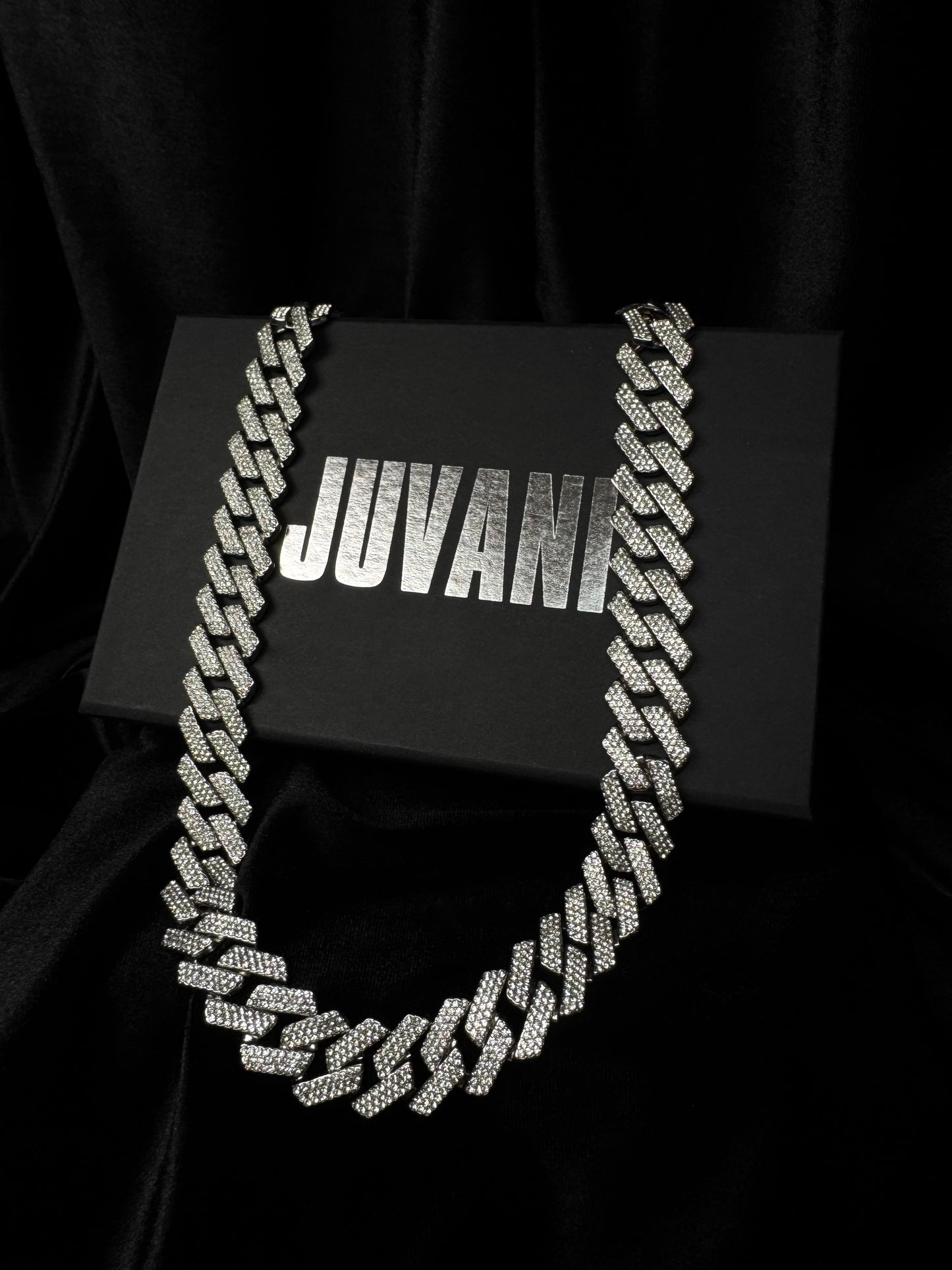 18mm Iced Out Cuban Link Chain Necklace